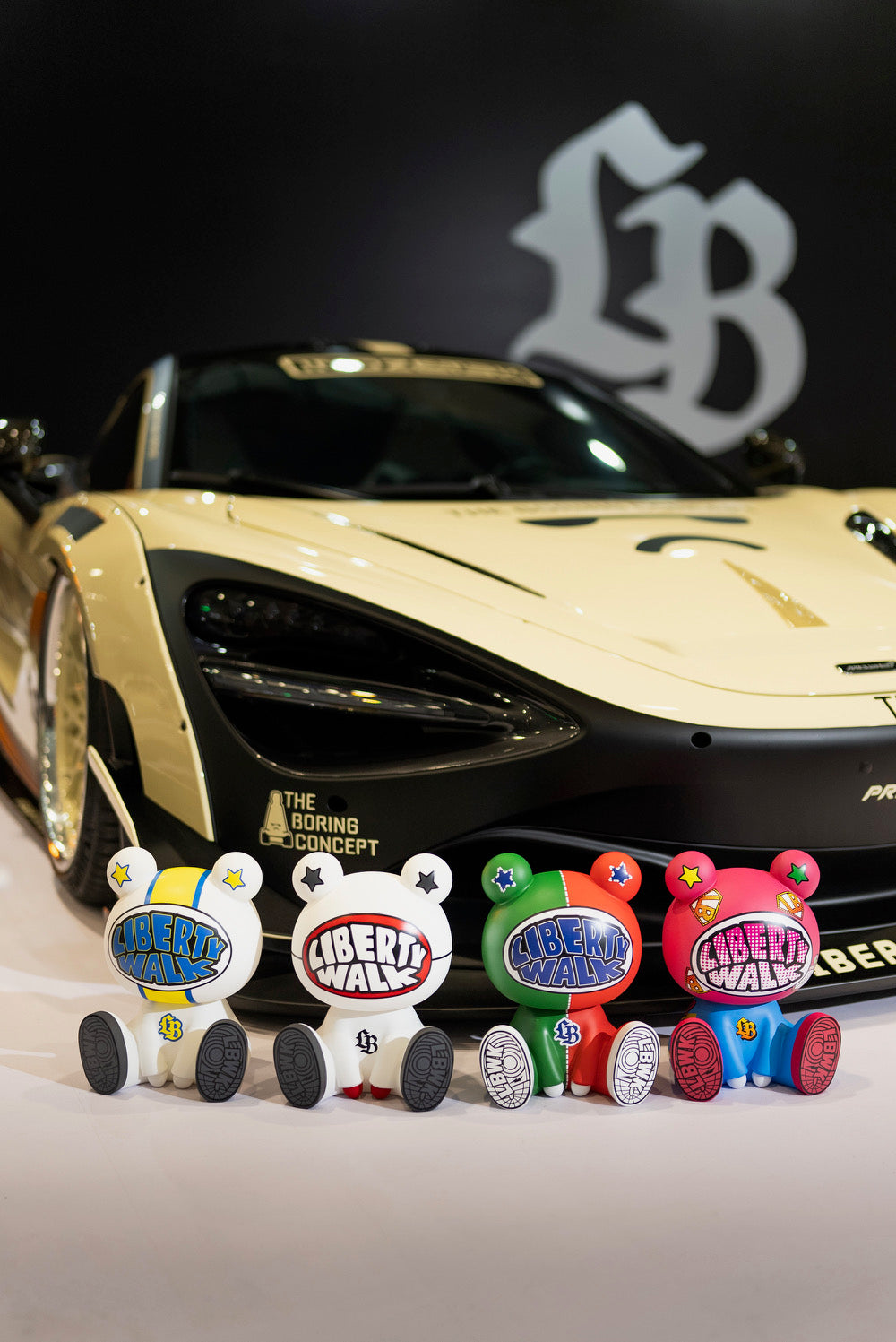 American Diorama x Liberty Walk 400% LB Kuma Collectible Figure - Style: Silvia S15